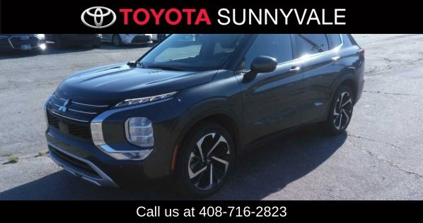2024 Mitsubishi Outlander SE 2WD's photo