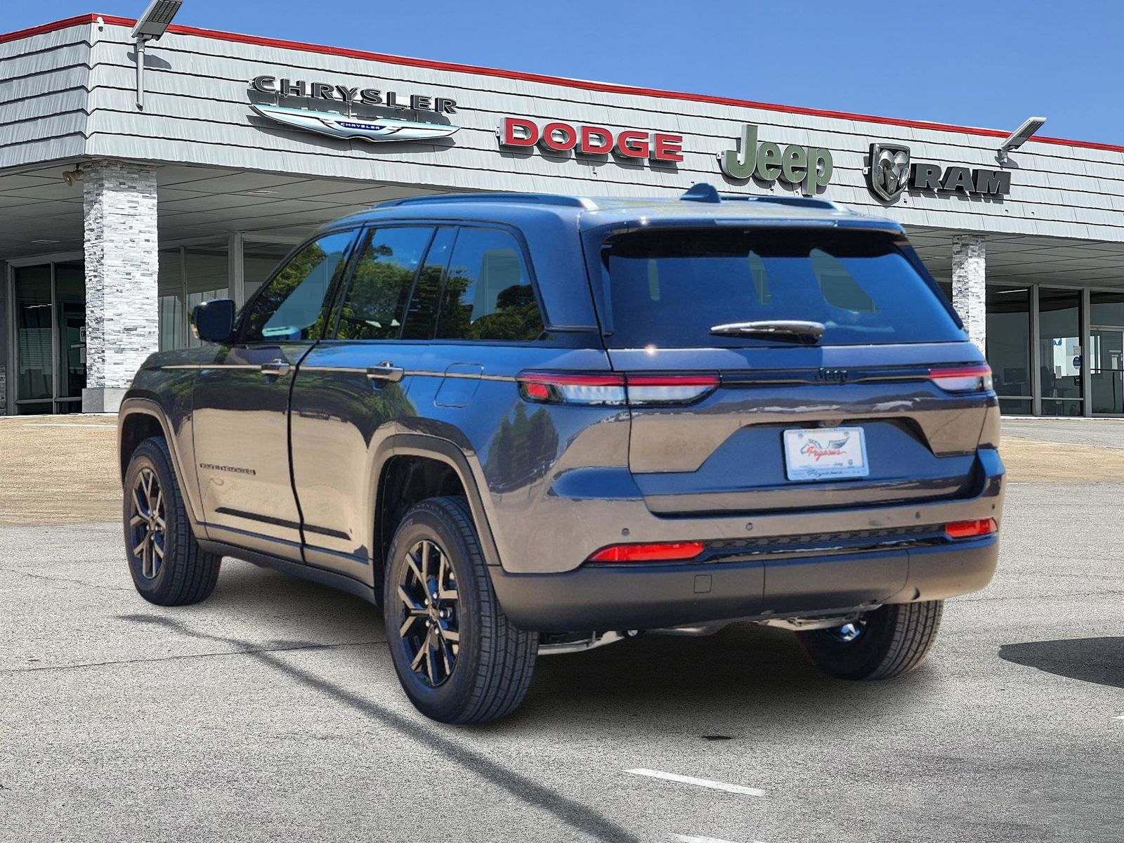 2024 Jeep Grand Cherokee Altitude X 4