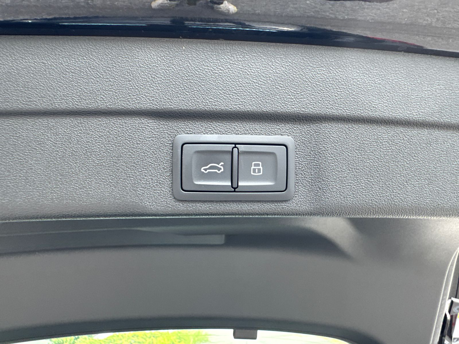 Used 2025 Black Audi 2.0T Premium image 19