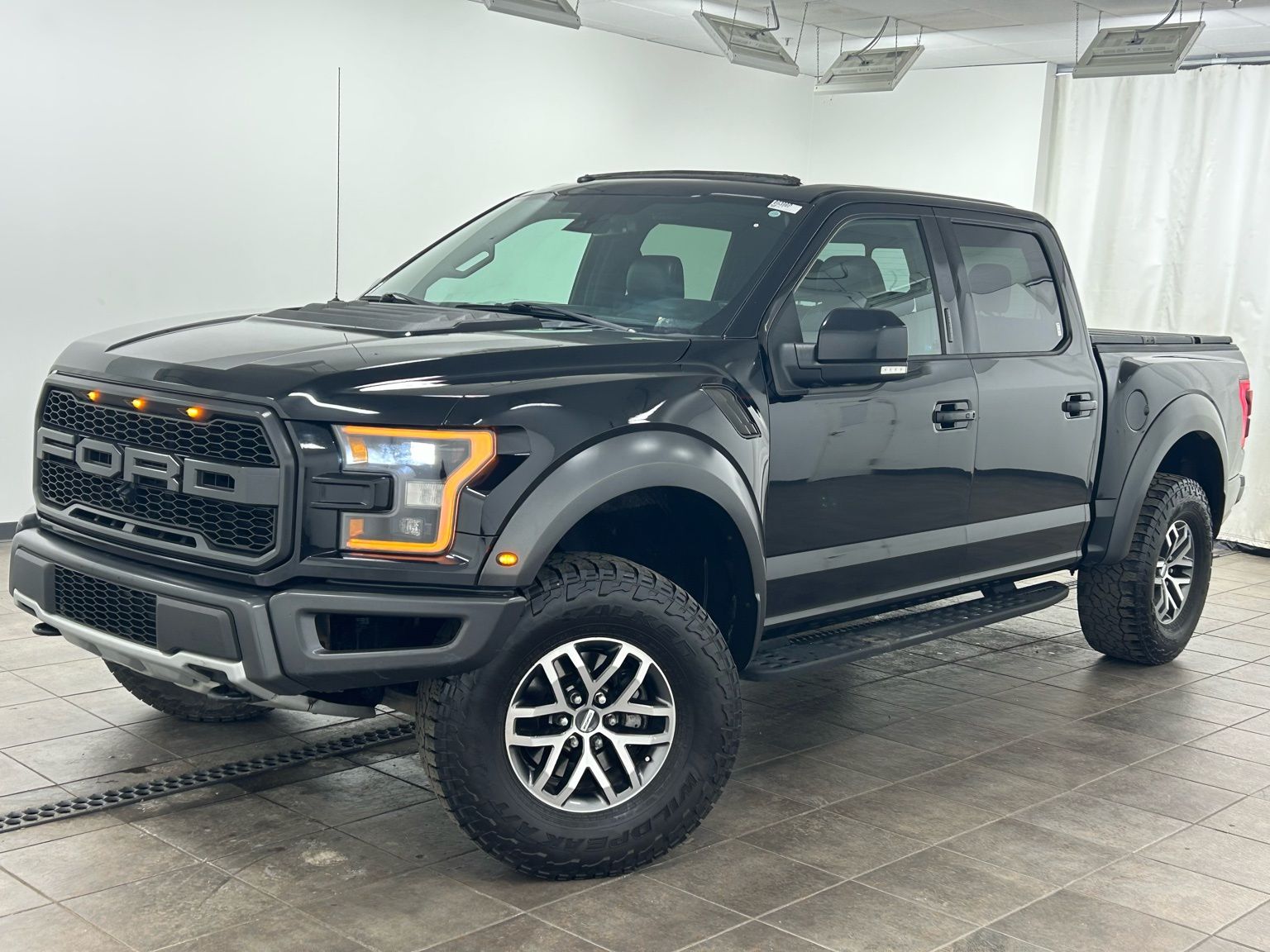 2018 Ford F-150 Raptor SuperCrew 4WD