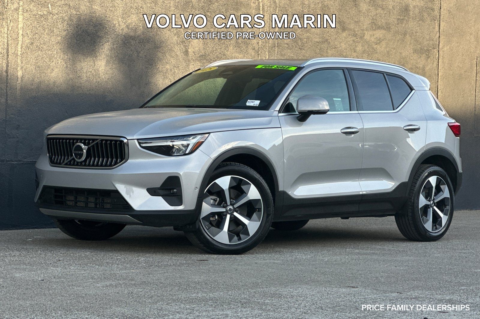 Silver Dawn Metallic 2025 Volvo XC40 SUV / Crossover All-Wheel Drive Automatic