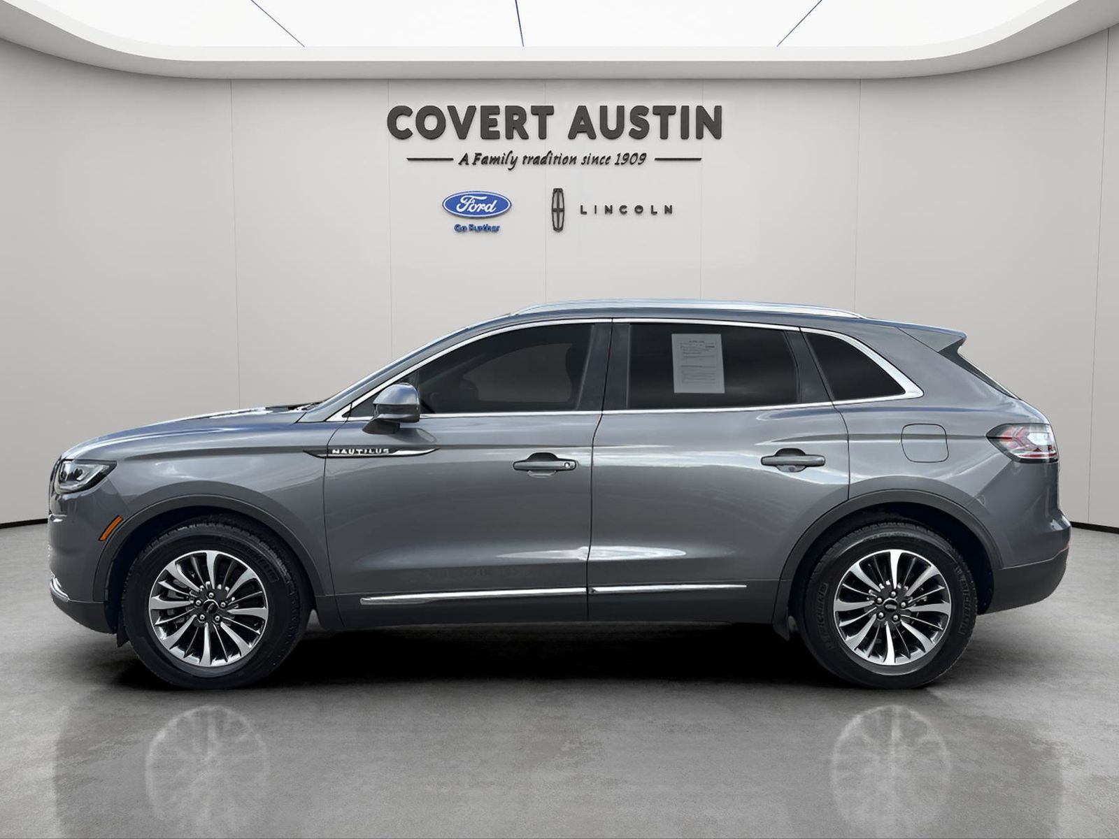 Used Car 2021 Lincoln Nautilus  Standard For Sale Under $30,000 In Austin, Texas