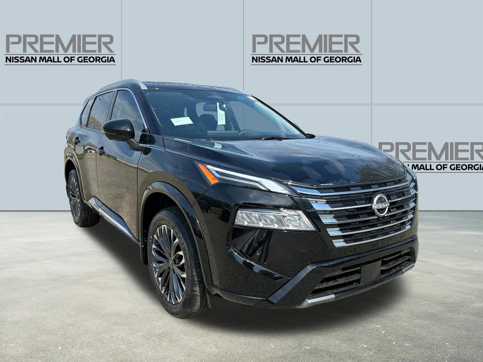 New 2026 Black Nissan Platinum image 3