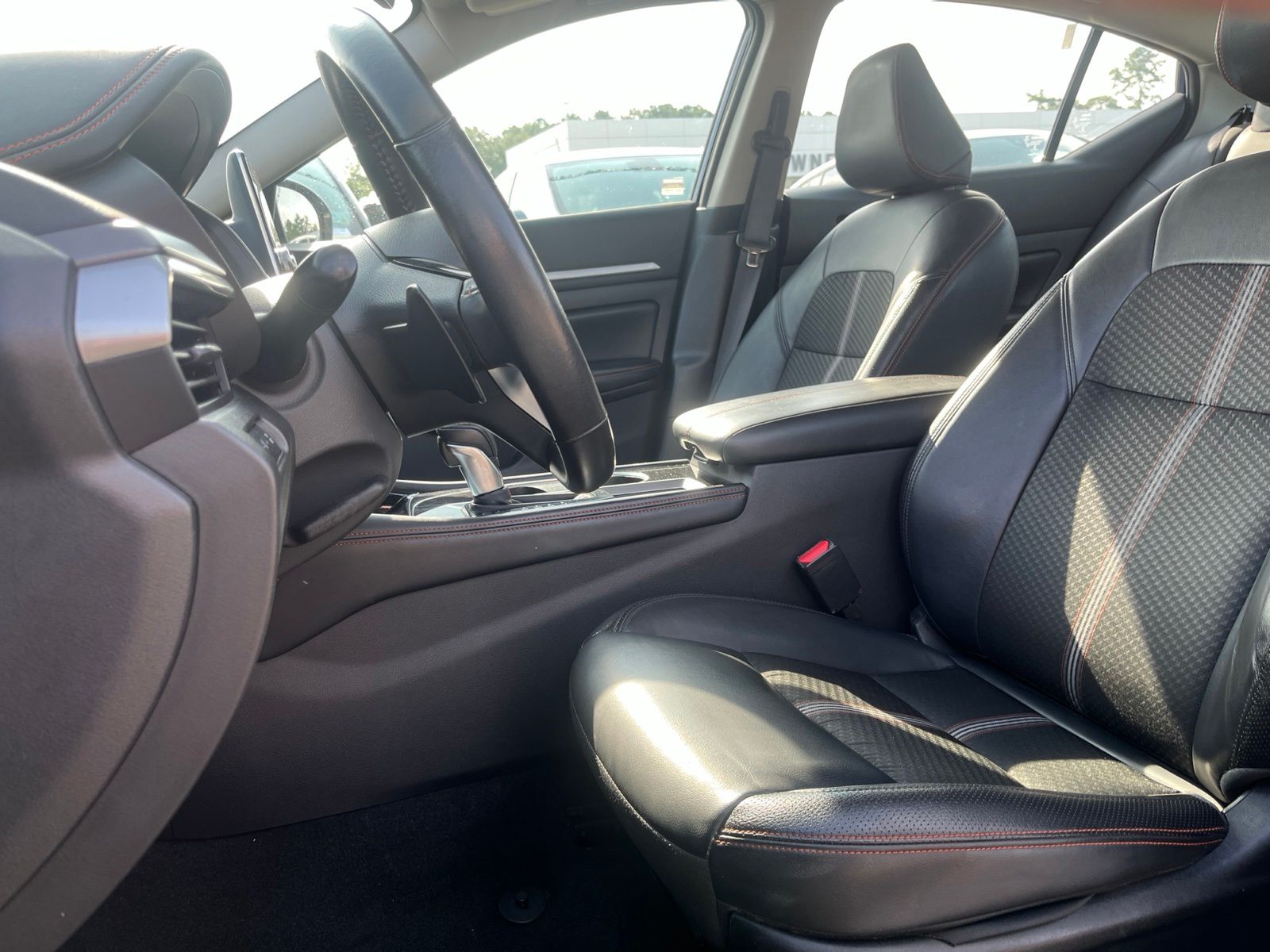 2024 Nissan Altima 2.5 SR - 7