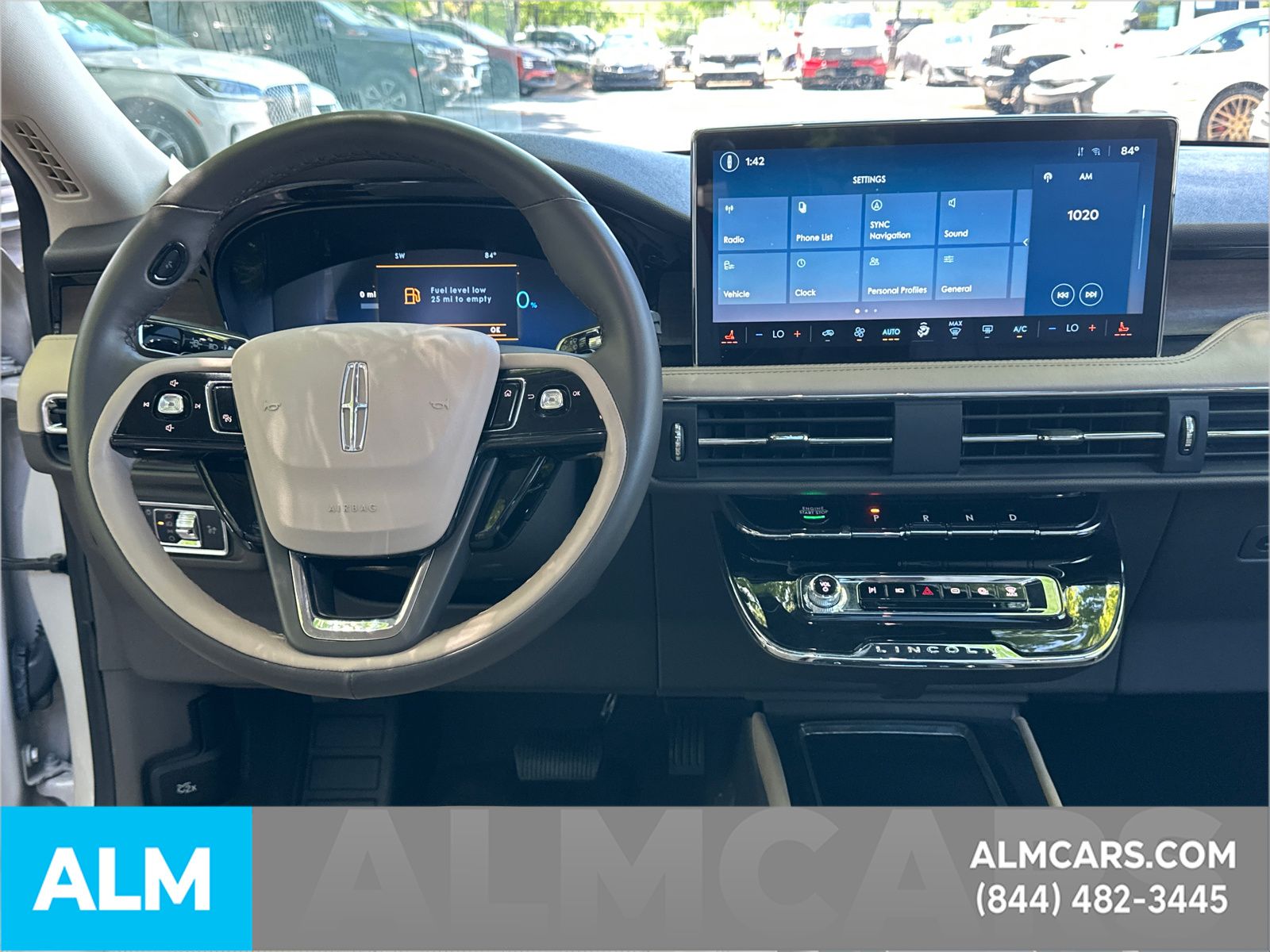 Used 2024 White Lincoln Grand Touring image 15