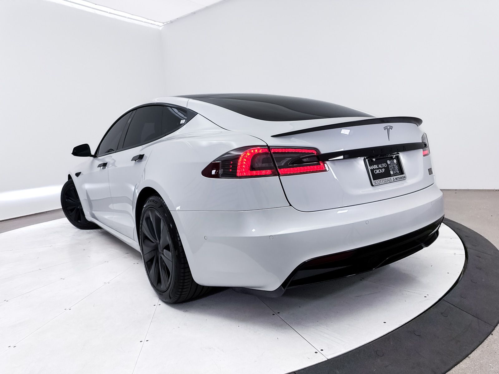 Used 2021 Tesla Model S Plaid with VIN 5YJSA1E68MF443013 for sale in Scottsdale, AZ