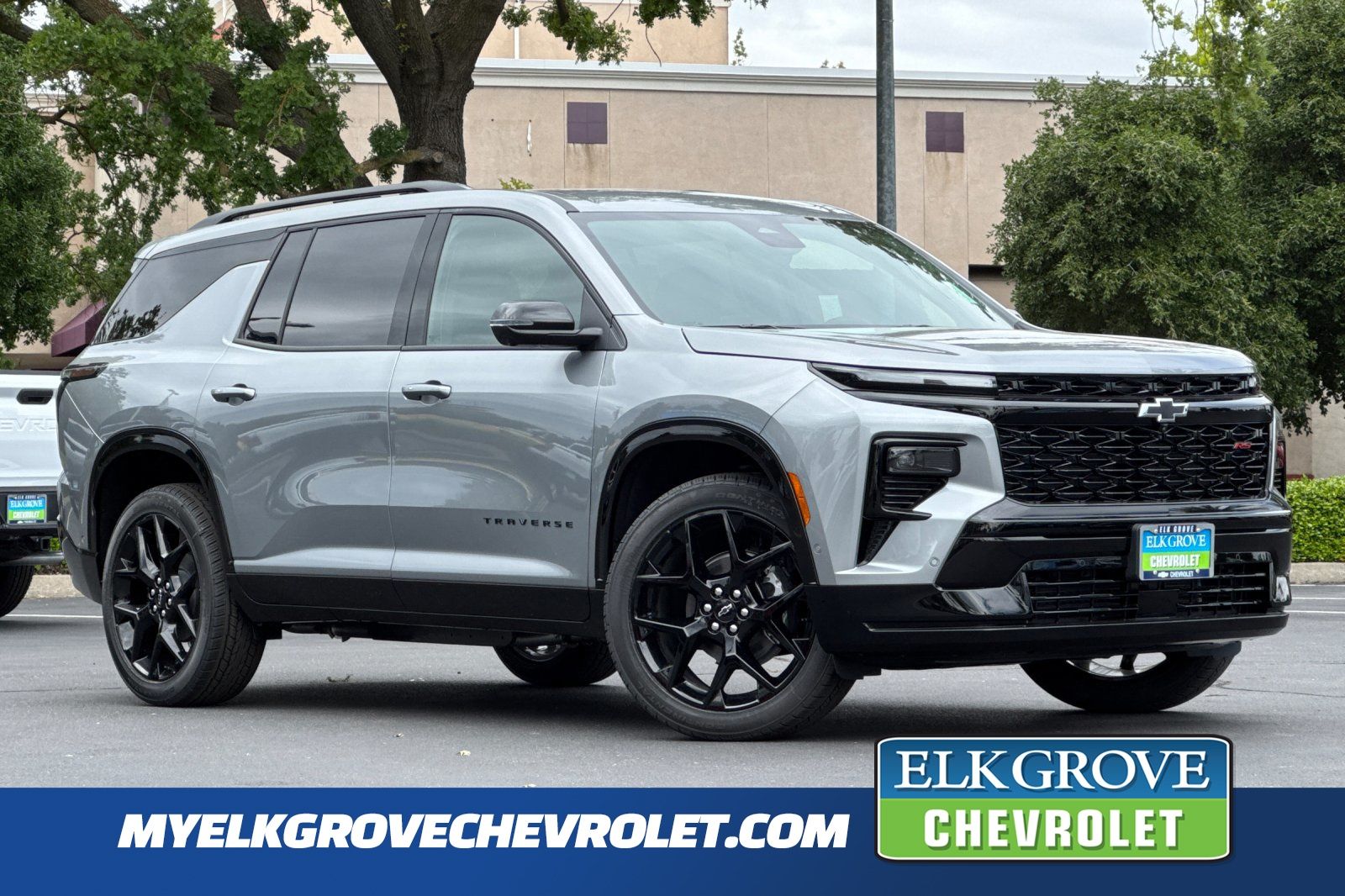 Sterling Gray Metallic 2026 Chevrolet Traverse SUV / Crossover Four-Wheel Drive 8-Speed Automatic