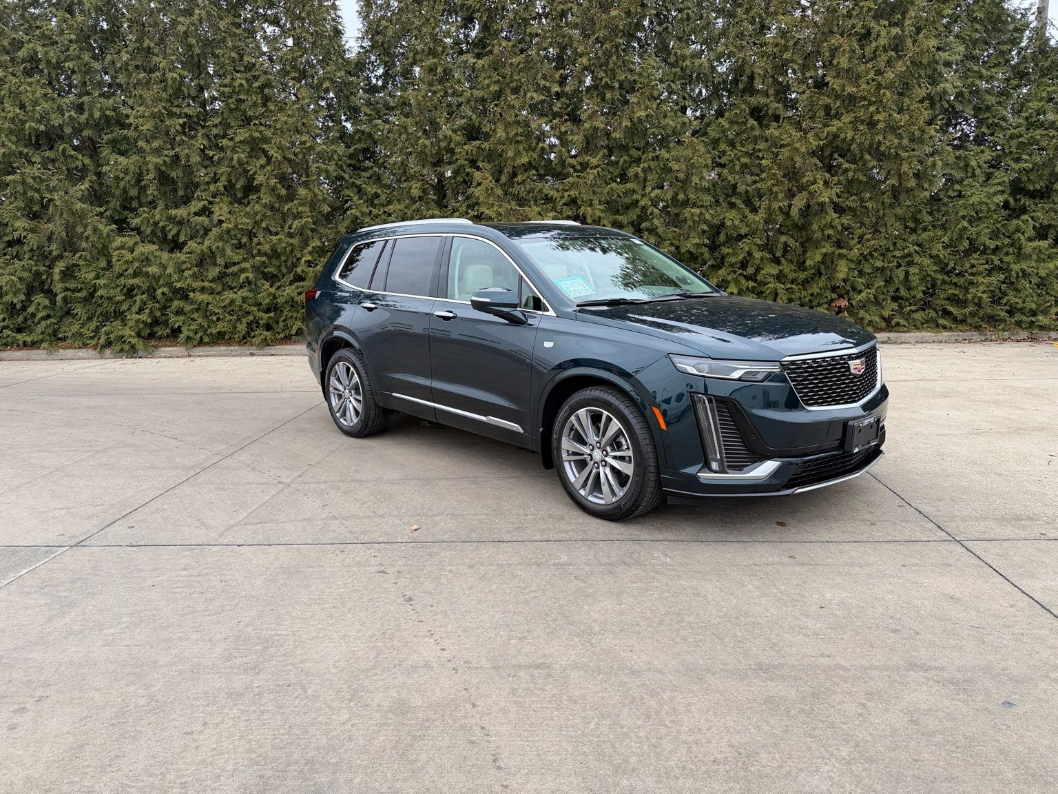 2025 Cadillac XT6 Premium Luxury AWD