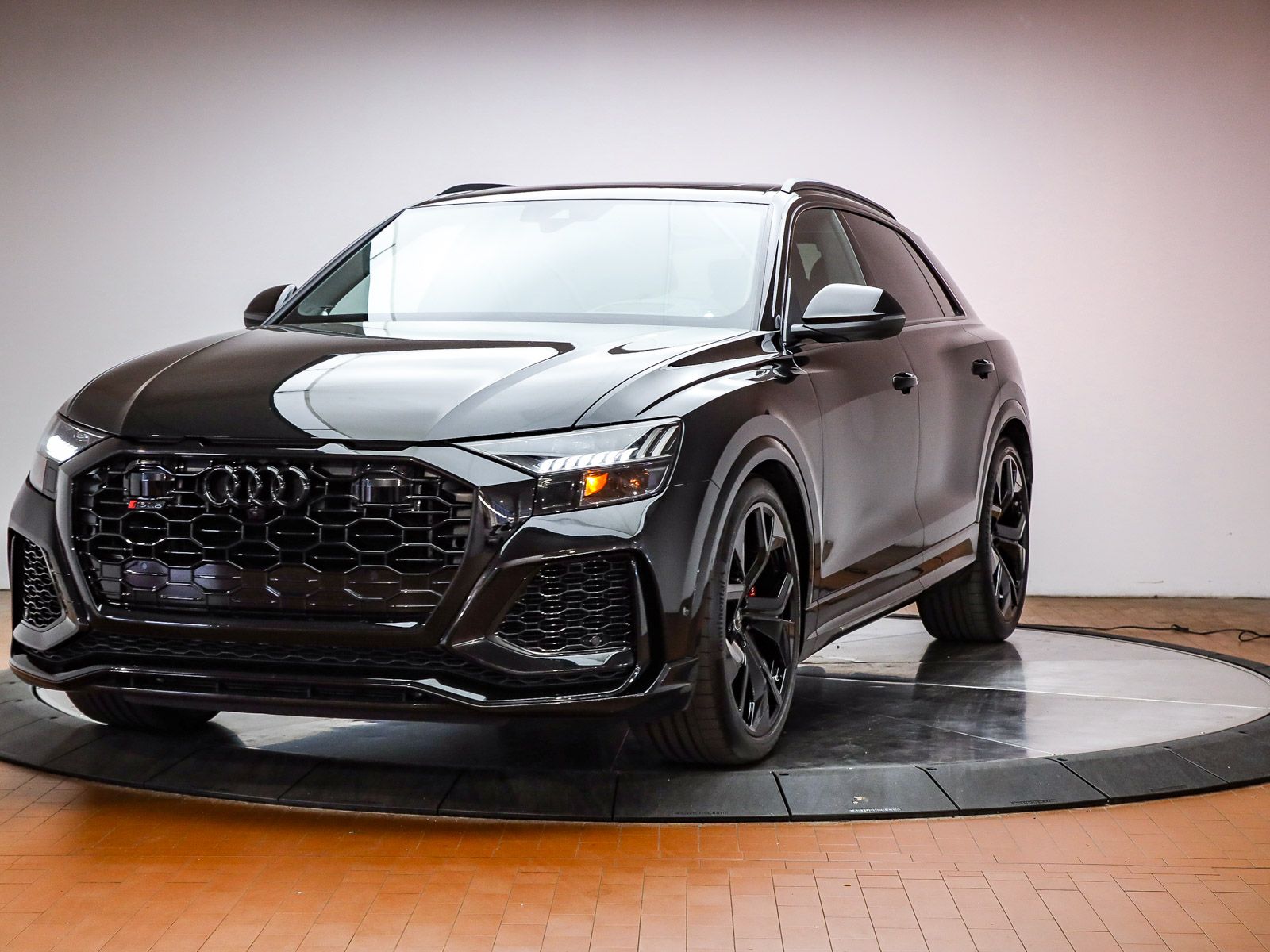 2022 Audi RS Q8 4.0T quattro AWD