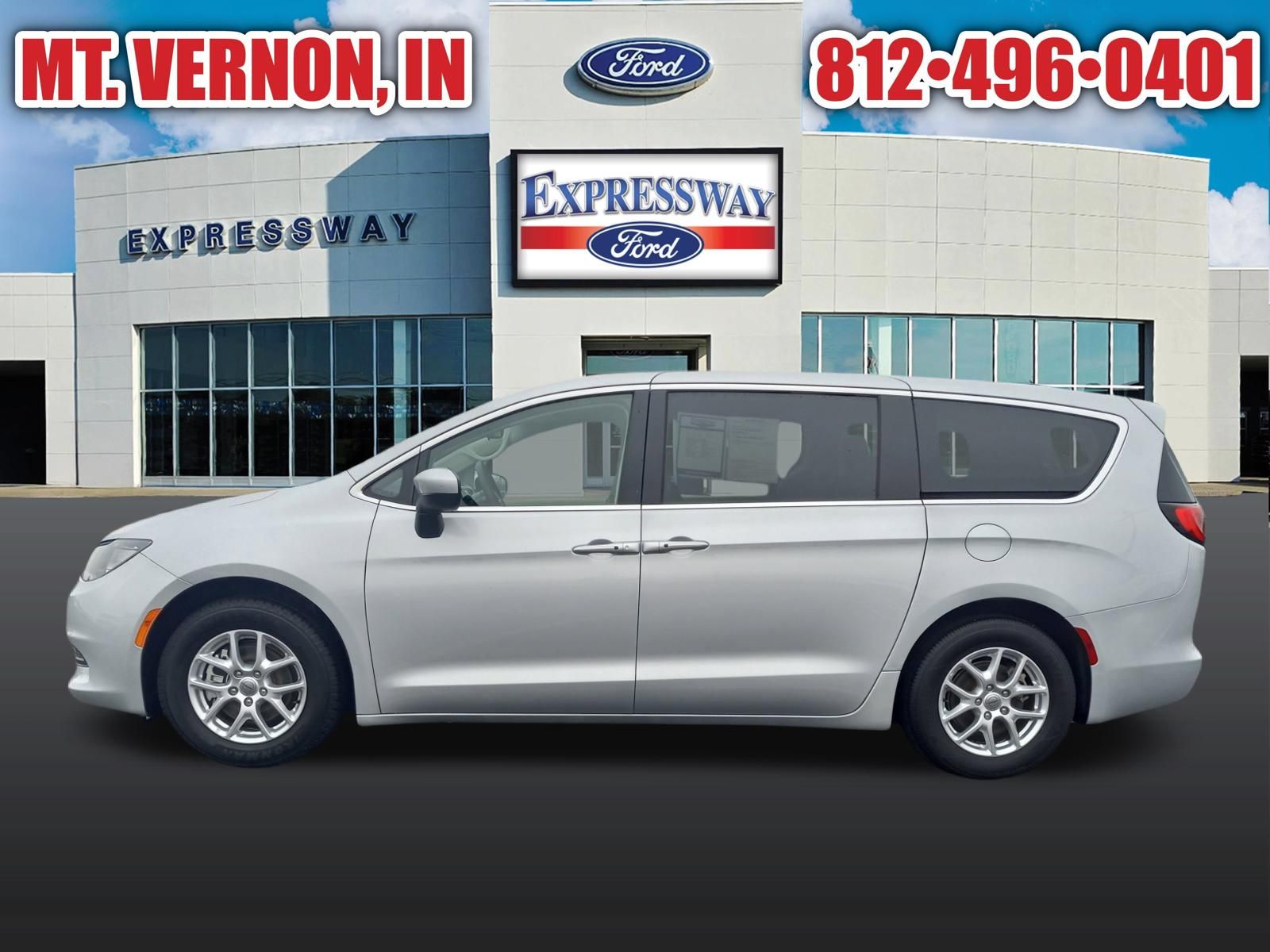 2023 Chrysler Voyager image 9