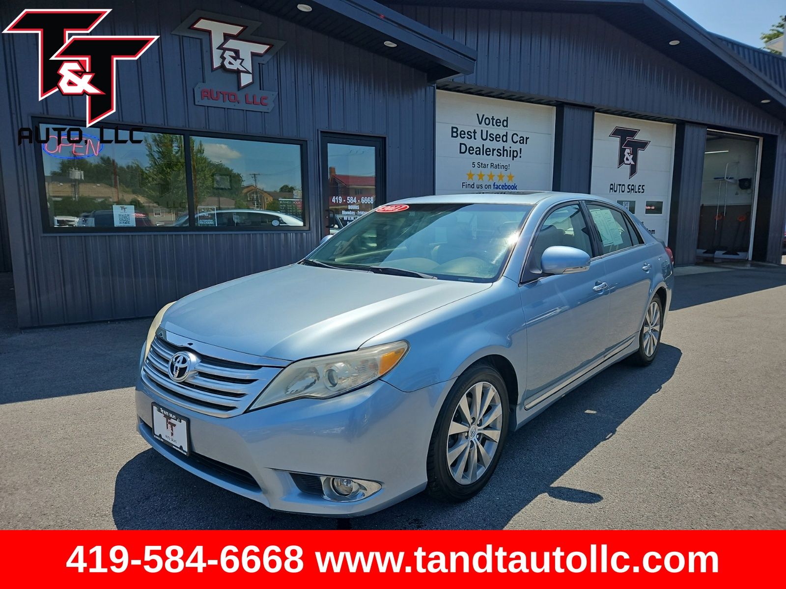 Zephyr Blue Metallic 2011 Toyota Avalon Sedan Front-Wheel Drive 6-Speed Automatic