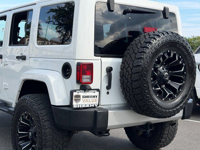 Used 2016 Bright White Clearcoat Jeep Unlimited Sahara image 35