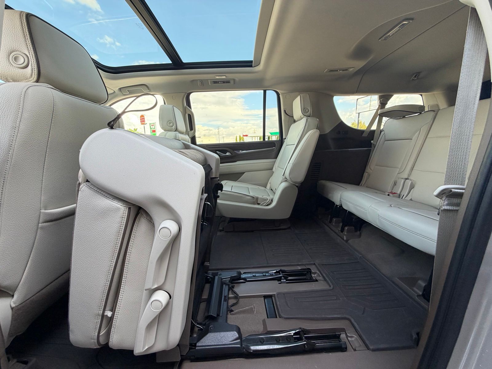 Used 2023 GMC Yukon XL SUV