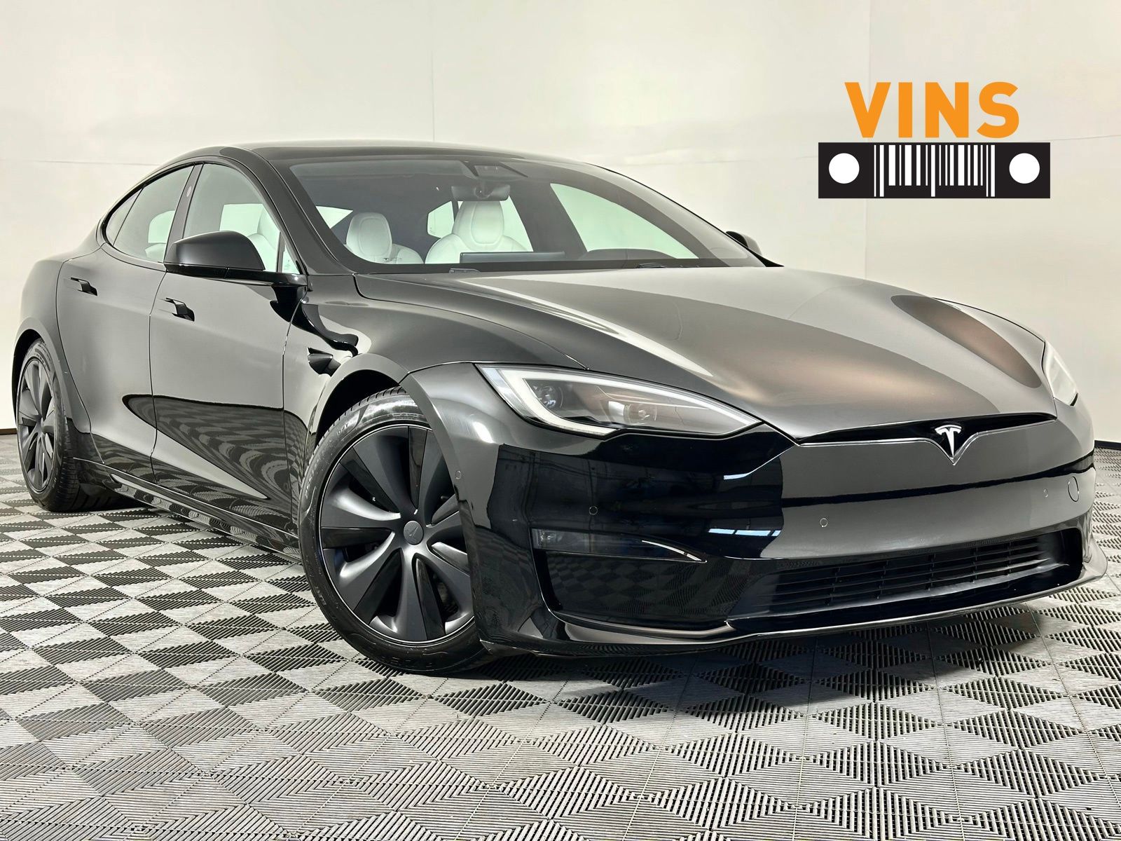 Solid Black 2022 Tesla Model S Sedan All-Wheel Drive 1-Speed Automatic