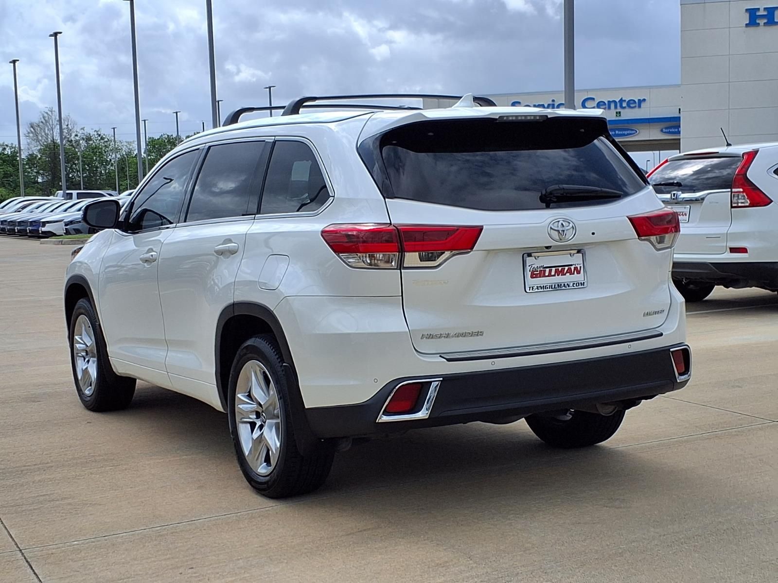 View vehicle photo 2