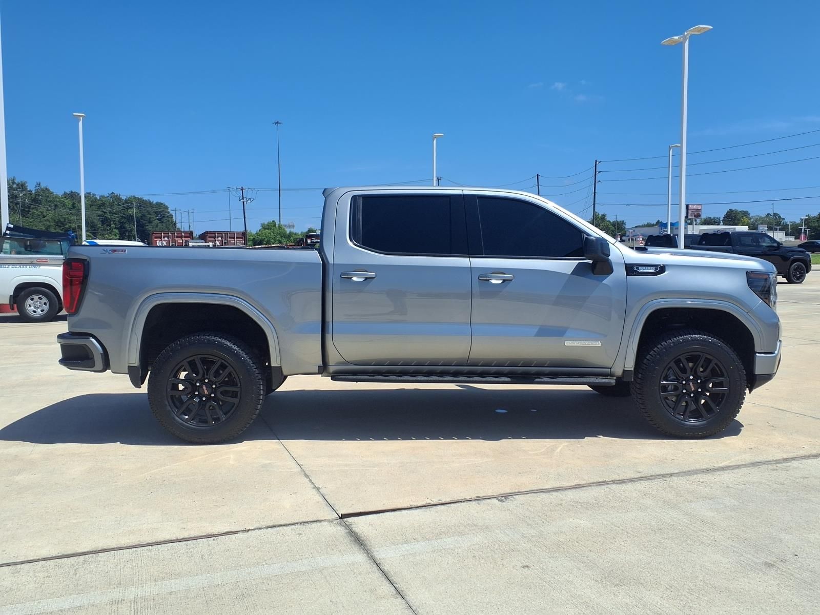 2024 GMC Sierra 1500 Elevation - 4