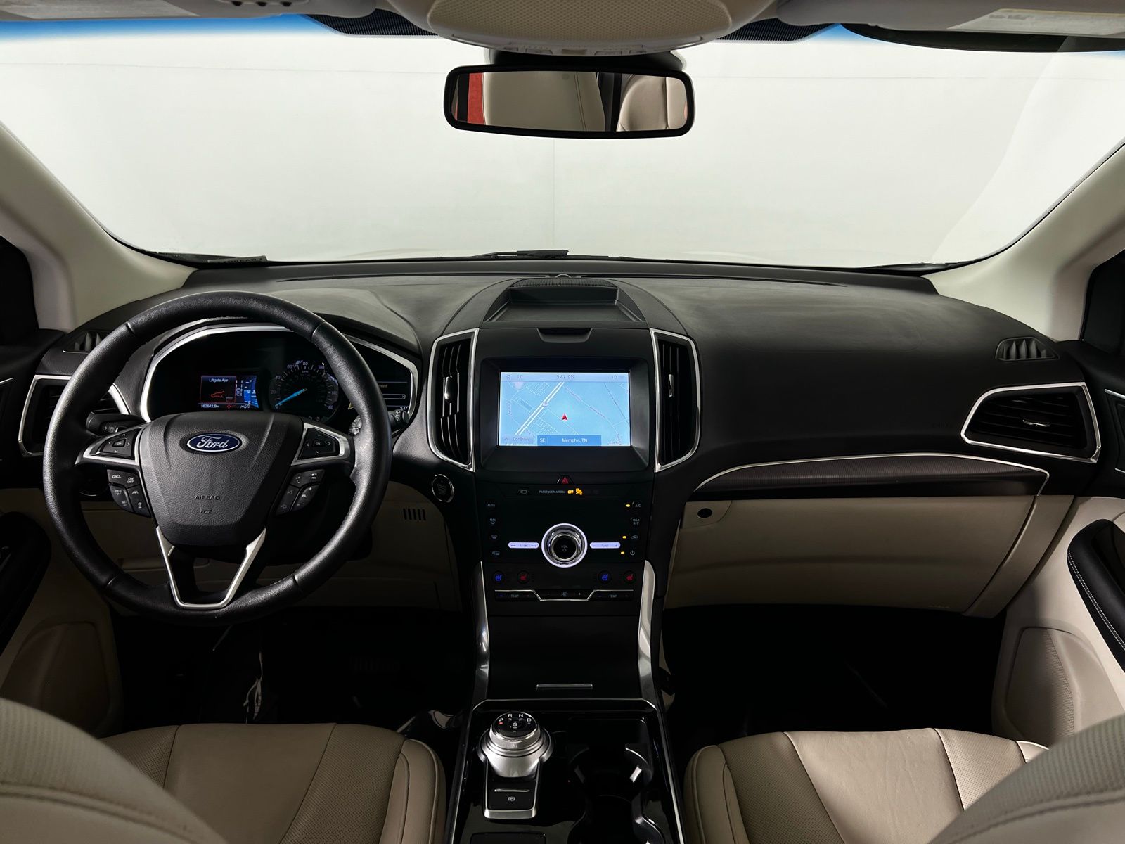 Thumbnail: 2020 Ford Edge - 27