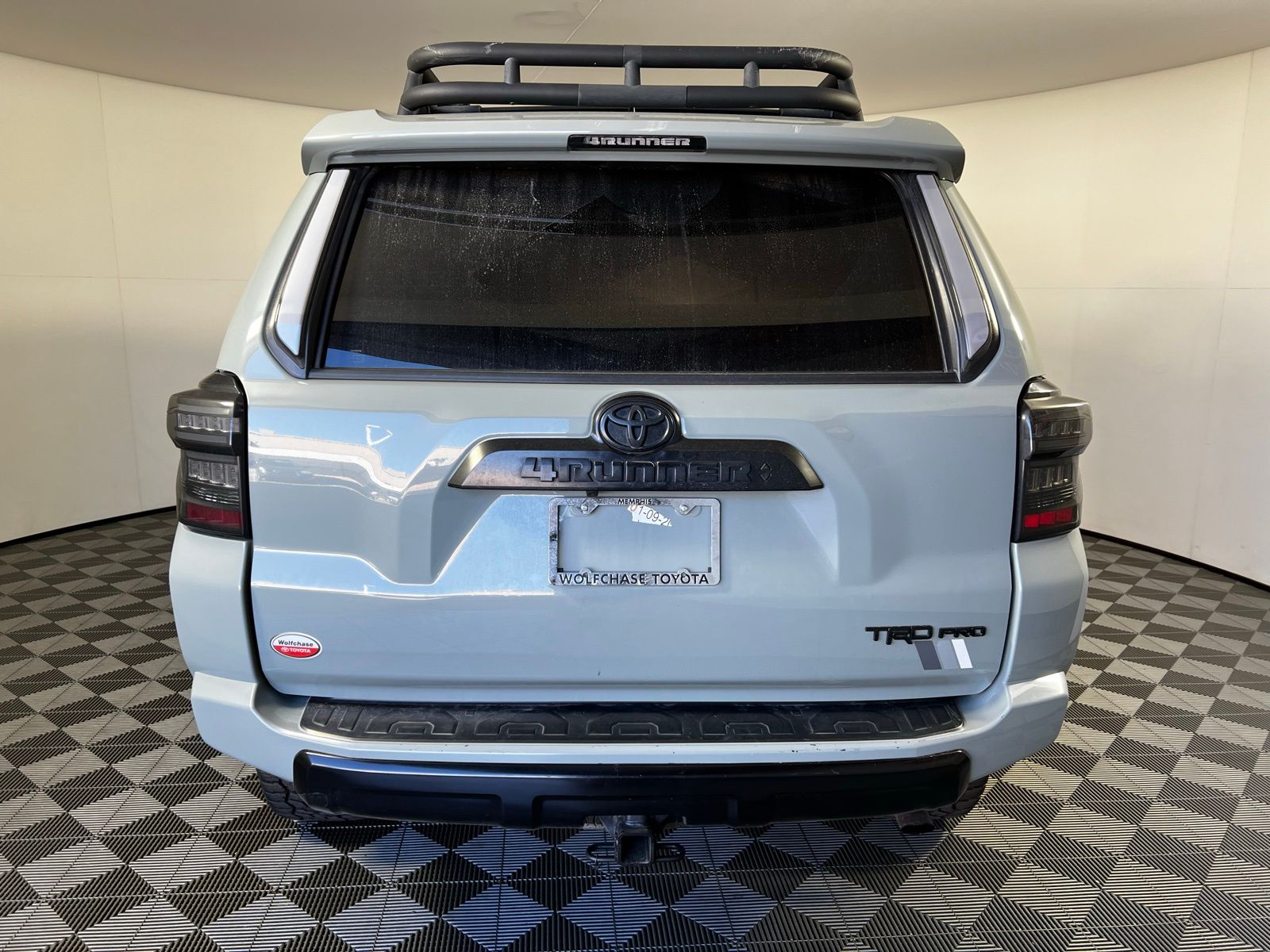 Thumbnail: 2021 Toyota 4Runner - 6