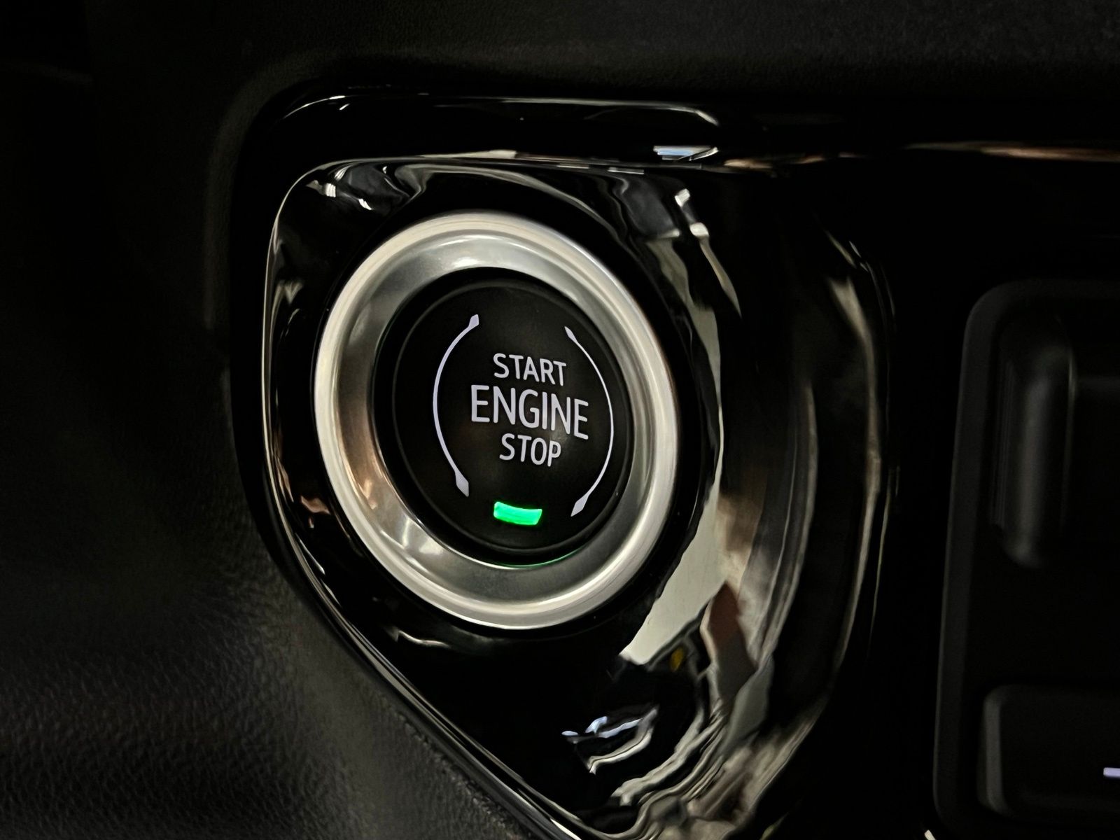 Thumbnail: 2022 GMC Sierra 1500 - 20