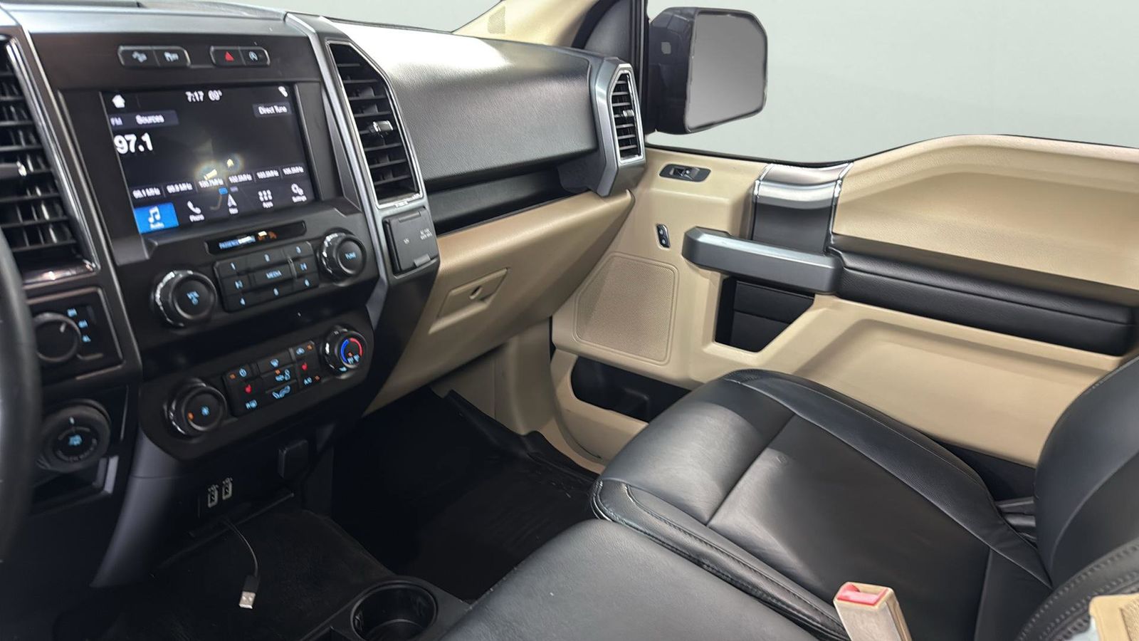 Used Car 2019 Ford F-150  Xlt For Sale Under $30,000 In Austin, Texas