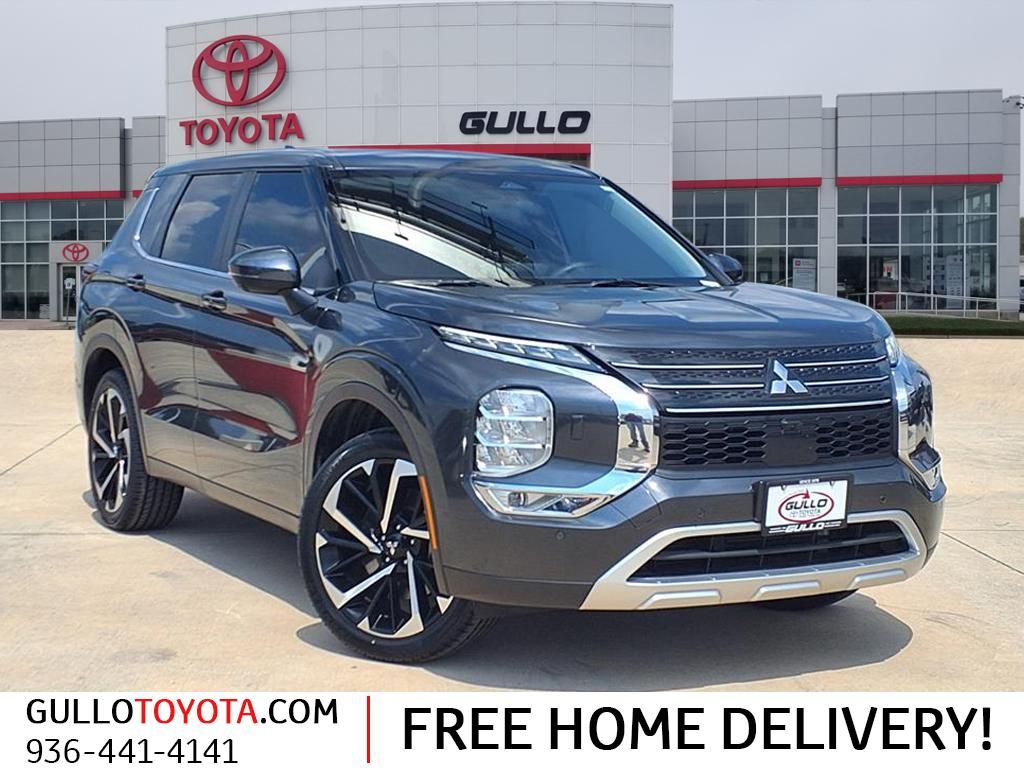 2024 Mitsubishi Outlander SE - 0