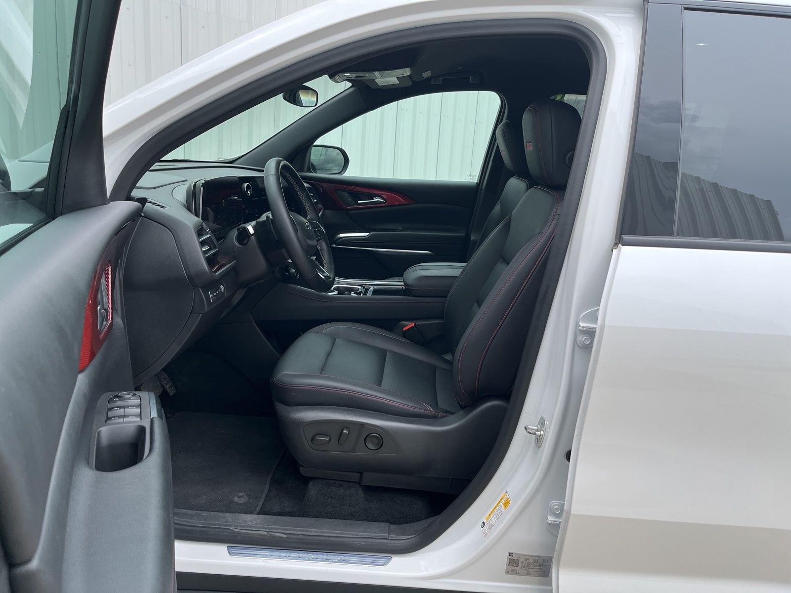 Used Car 2025 Chevrolet Traverse  Utility Awd 4dr Z71 All Wheel Drive For Sale Under $50,000 In Austin, Texas