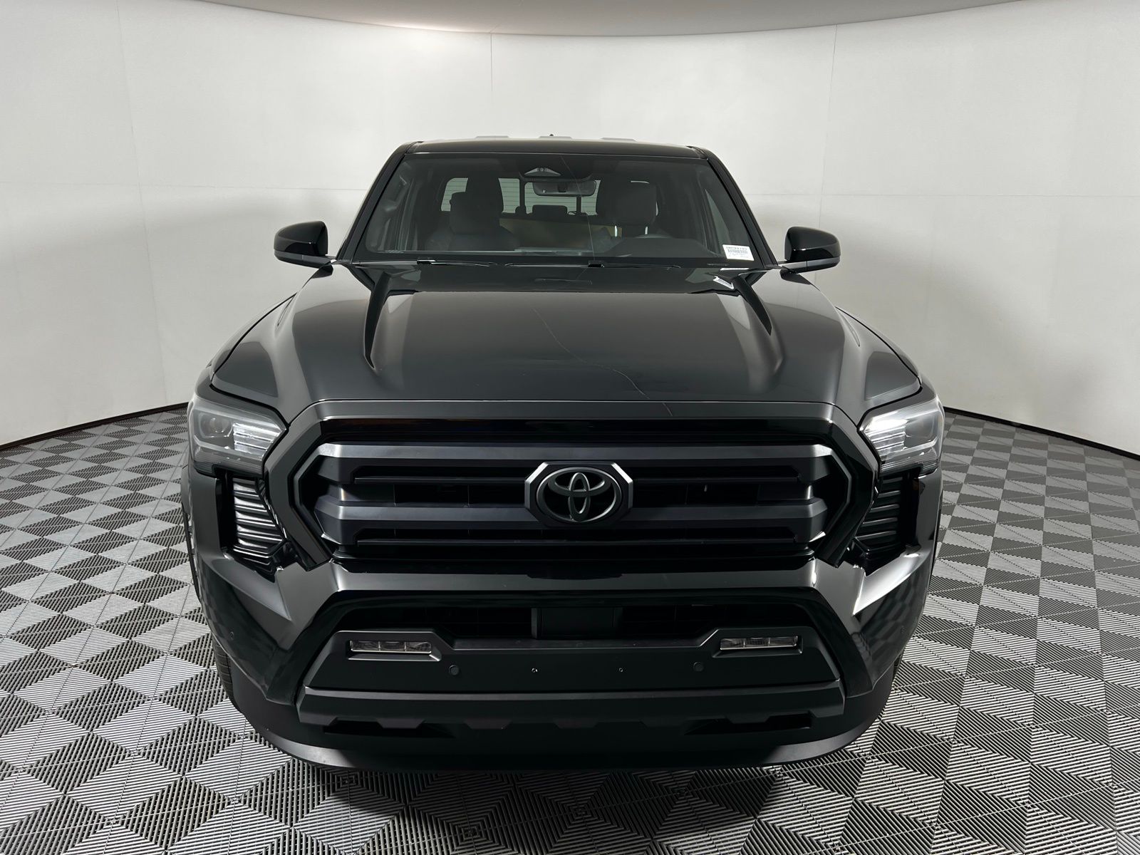 Thumbnail: 2025 Toyota Tacoma - 2