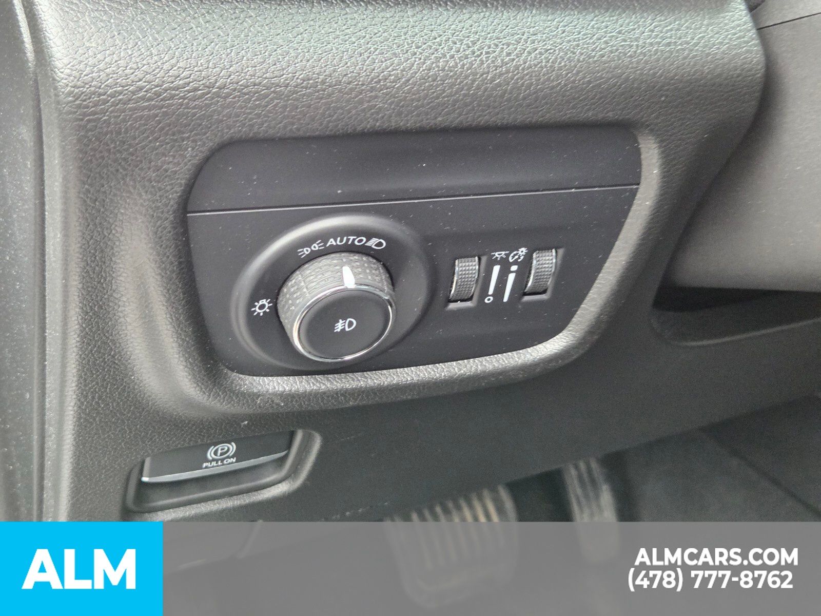 Used 2023 White/off-white Jeep Overland image 15