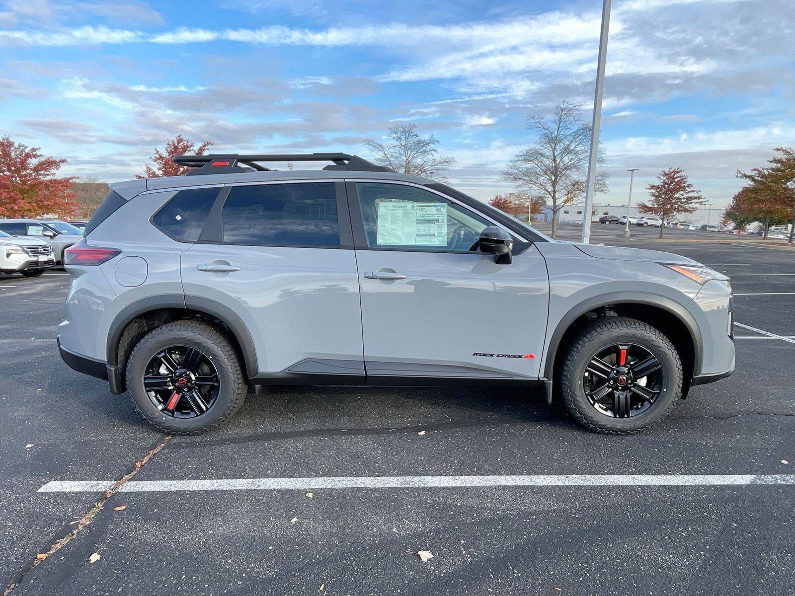 2025 Nissan Rogue Rock Creek 35