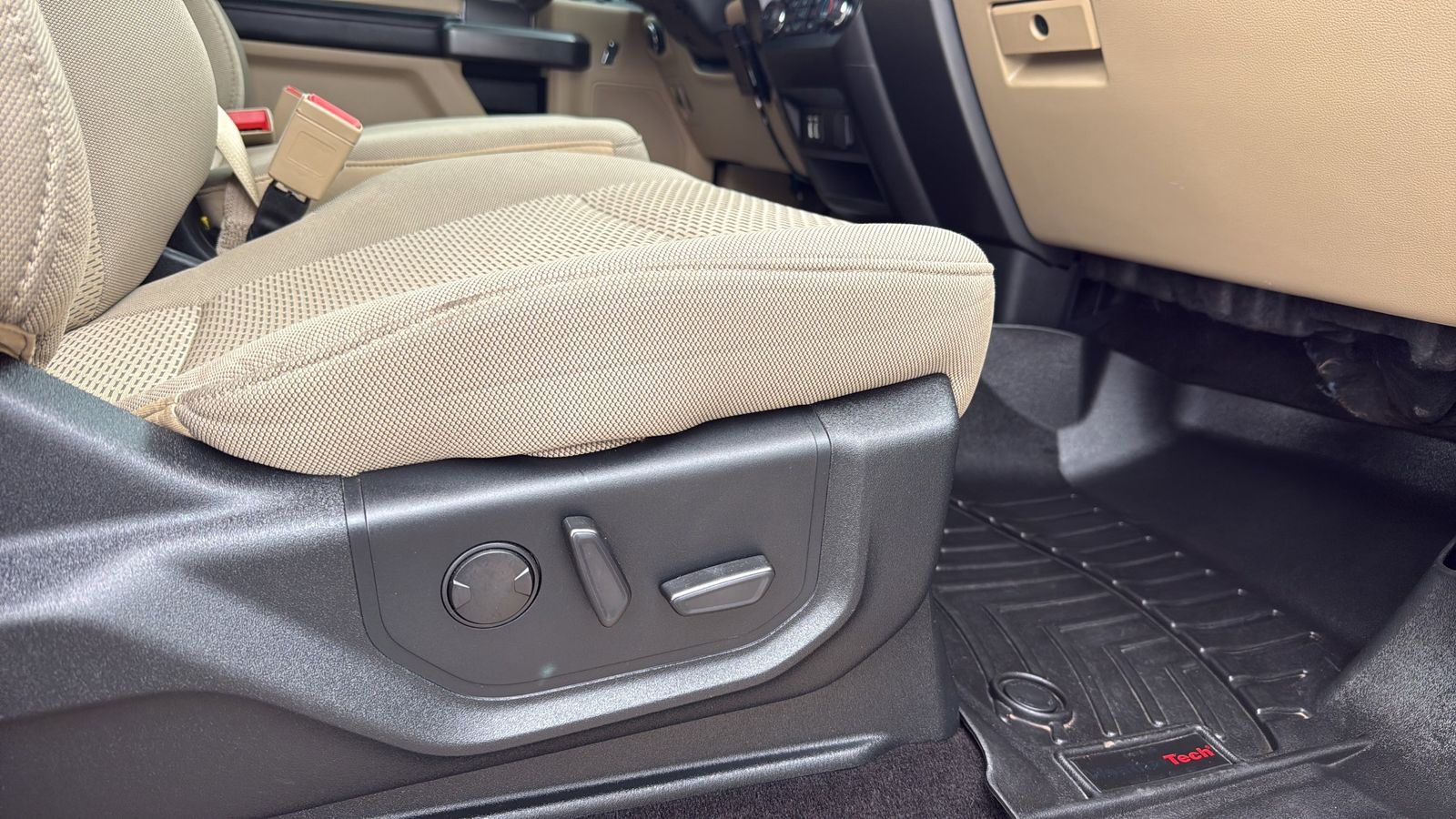 Used Car 2019 Ford F-150  Xlt For Sale Under $30,000 In Austin, Texas