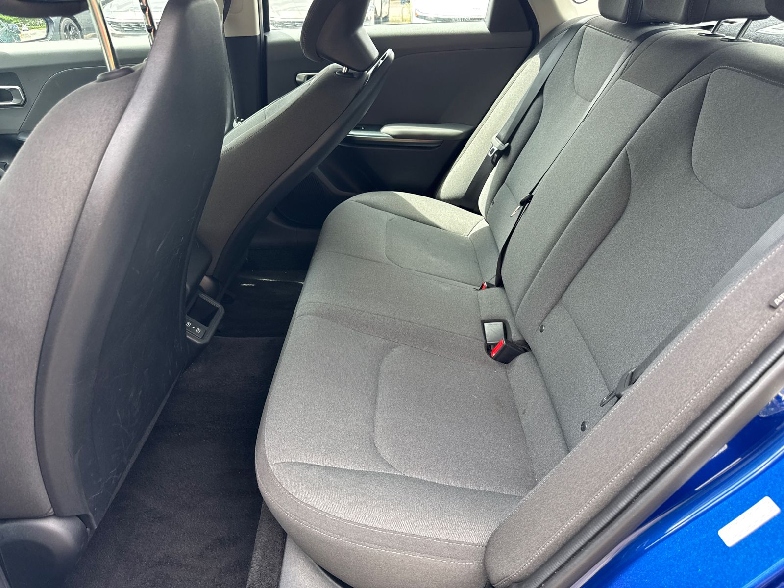 Used 2025 Blue Kia LXS image 20