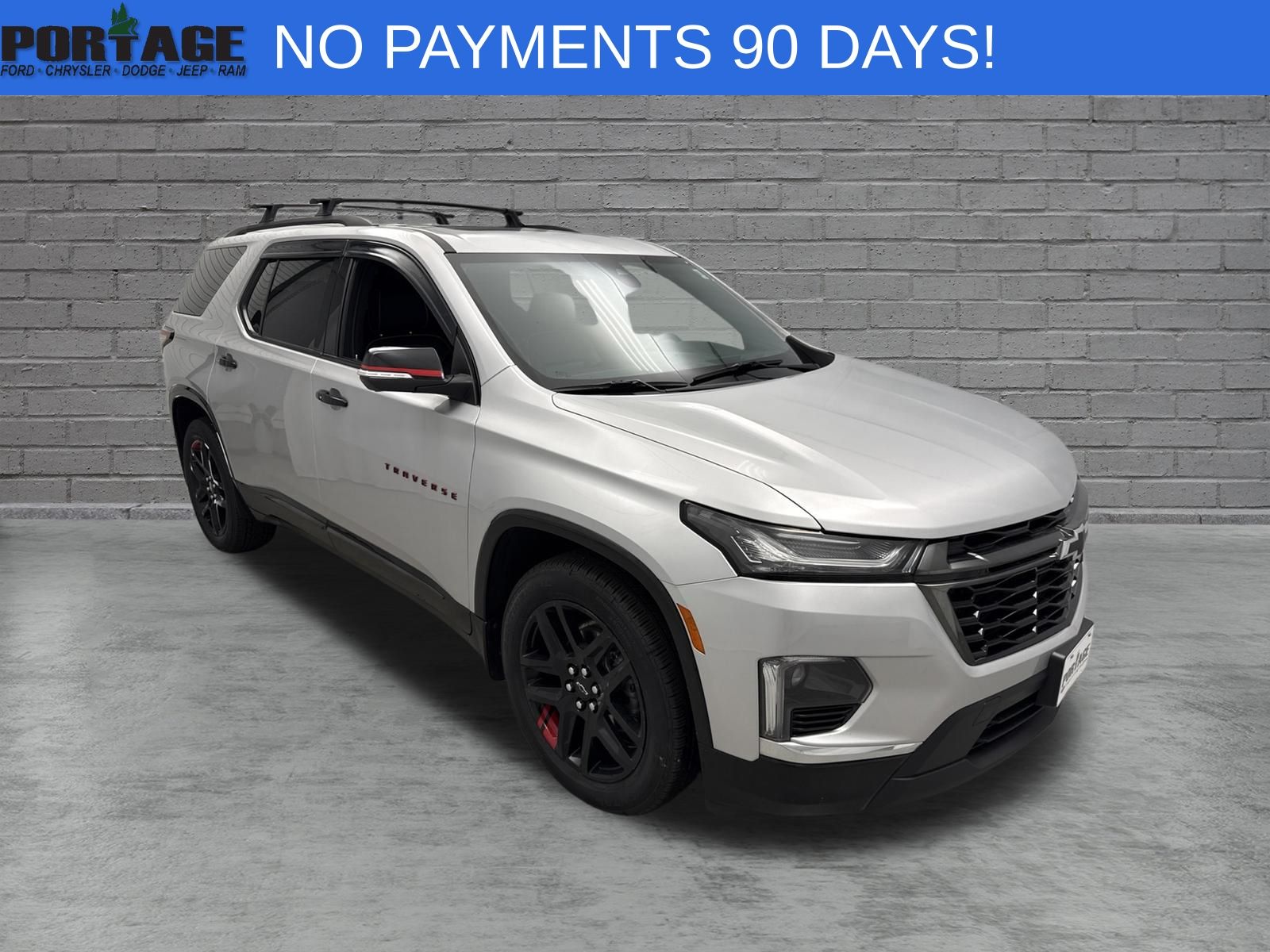 Silver Ice Metallic 2022 Chevrolet Traverse SUV / Crossover Four-Wheel Drive 9-Speed Automatic