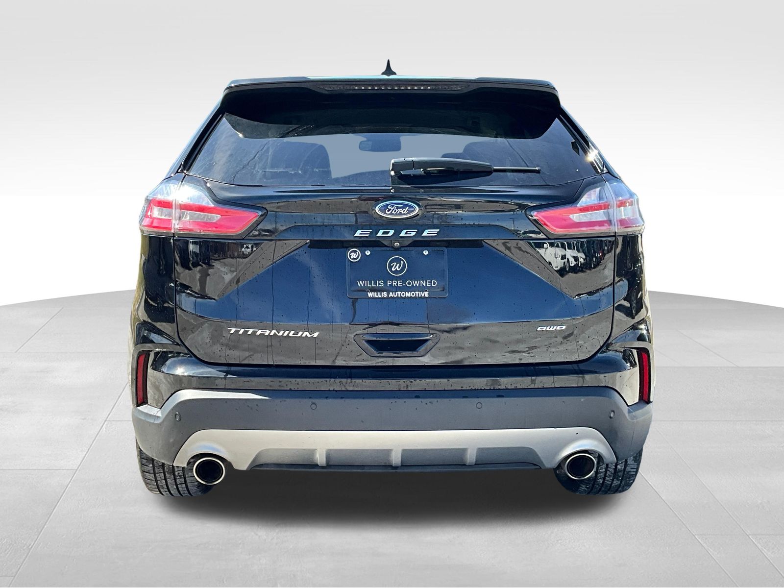 View vehicle photo 4