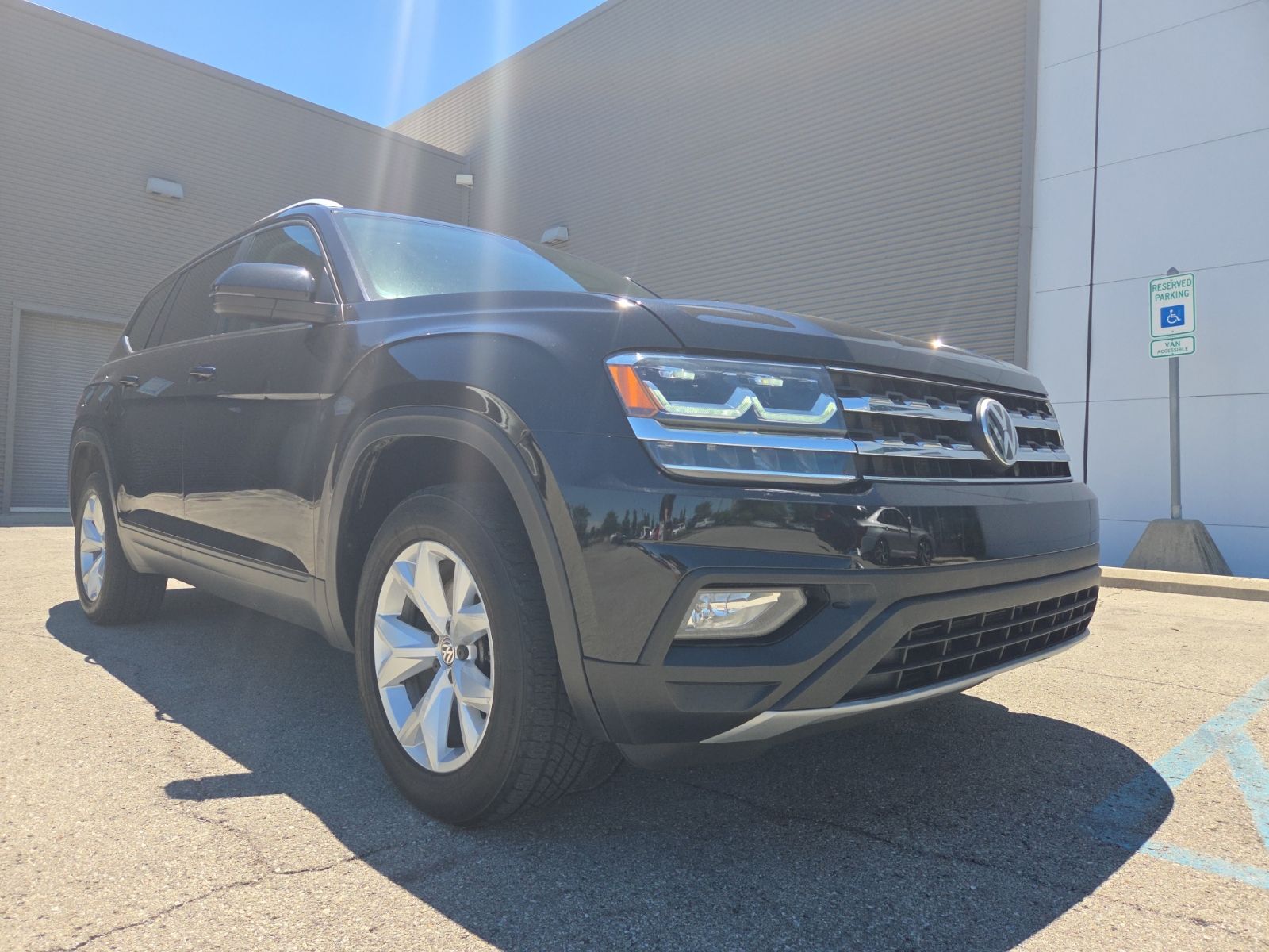 used 2018 Volkswagen Atlas car, priced at $12,250