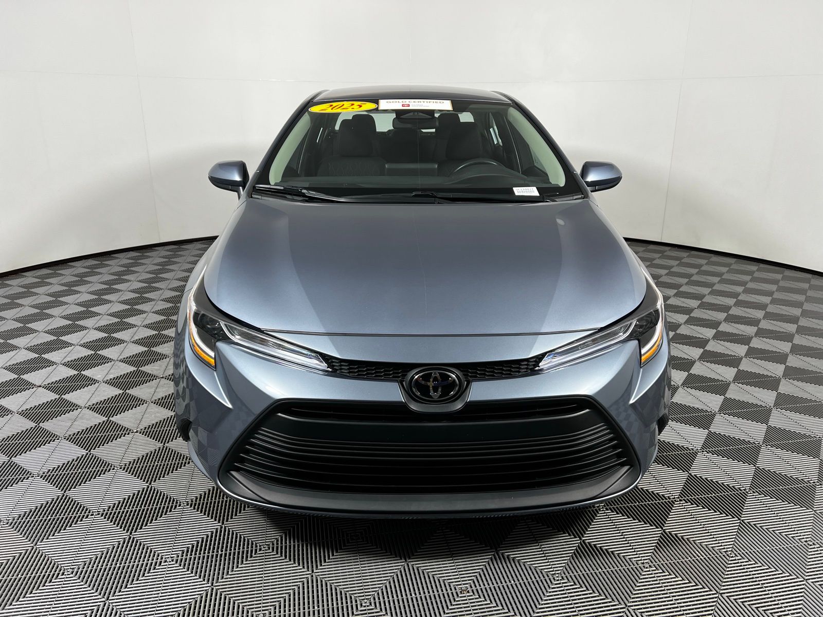 Thumbnail: 2025 Toyota Corolla - 2
