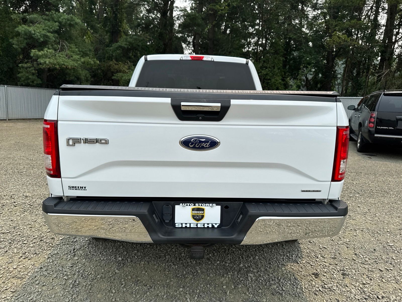 Used 2015 Oxford White Ford XLT image 30