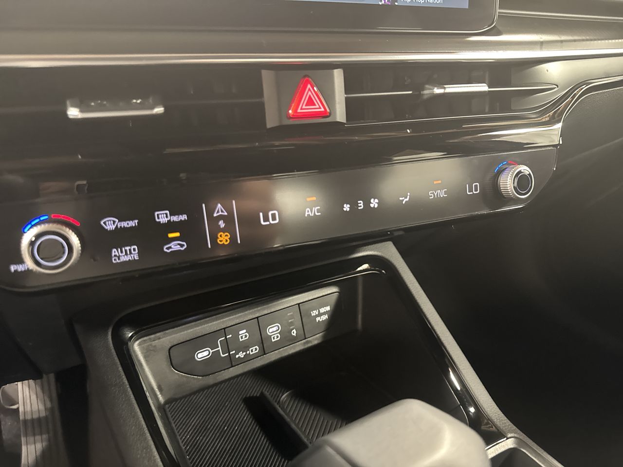 2025 Kia K5 GT-Line photo 28