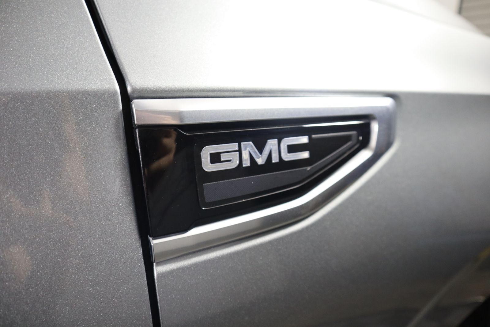 2023 GMC Yukon XL Denali photo