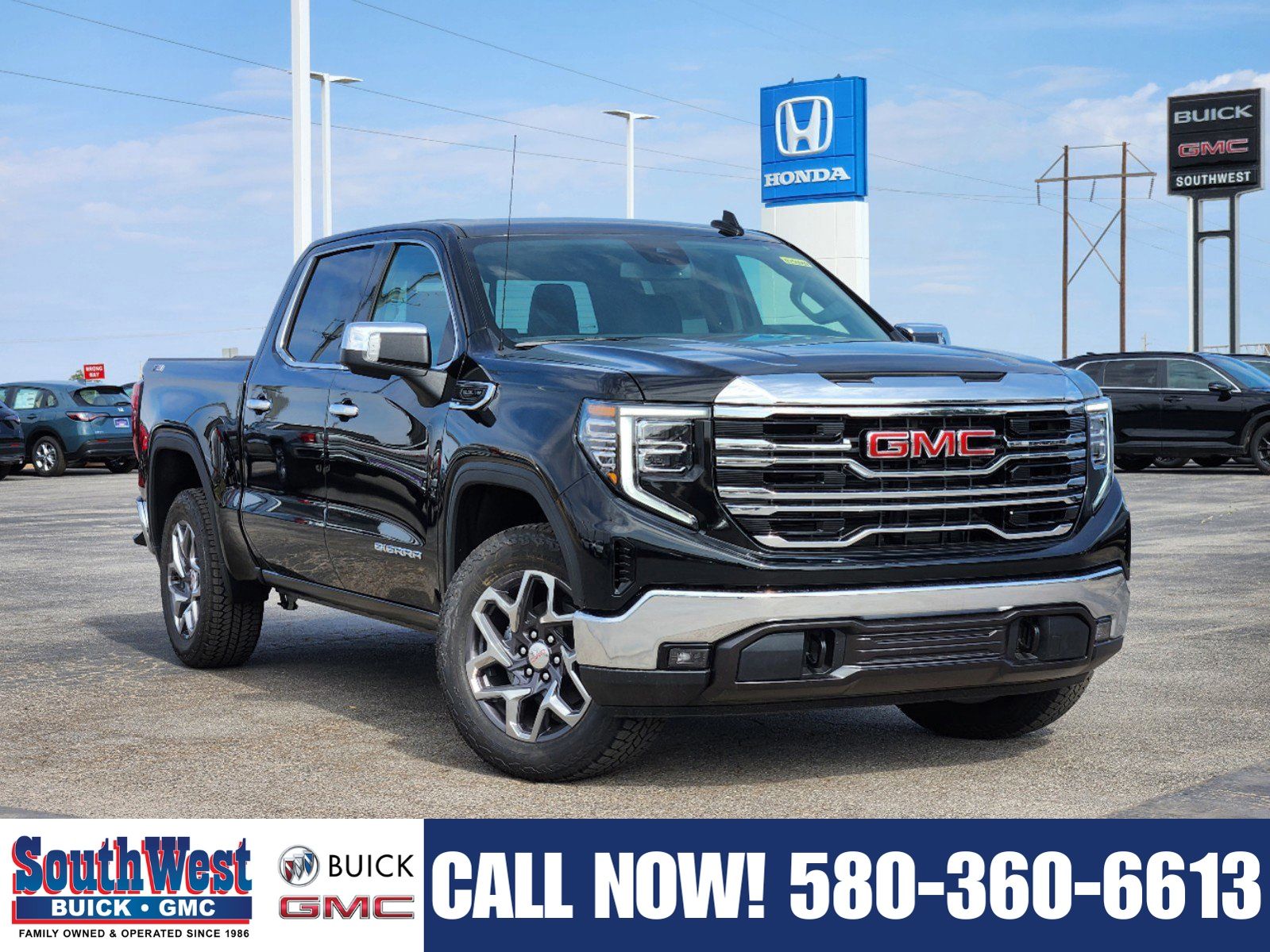 2025 GMC Sierra 1500 SLT 1