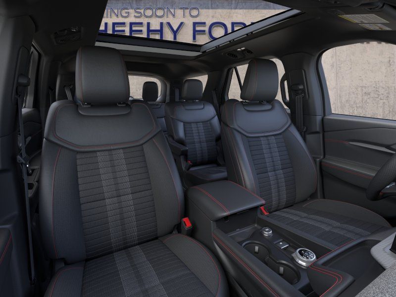 New 2026 Star White Metallic Tri-Coat Ford ST-Line image 10