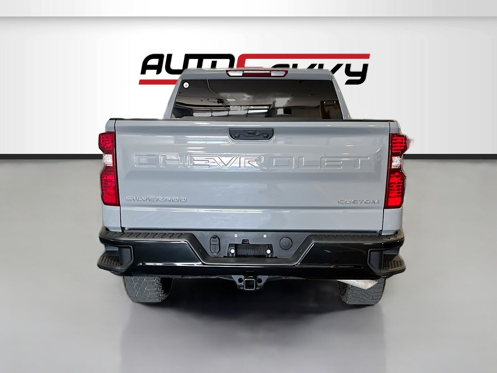 Used 2025 Gray Chevrolet Custom Trail Boss image 6