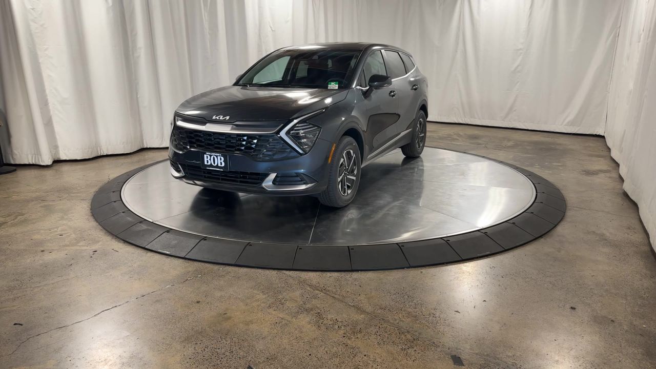 2024 Kia Sportage Hybrid LX photo 5