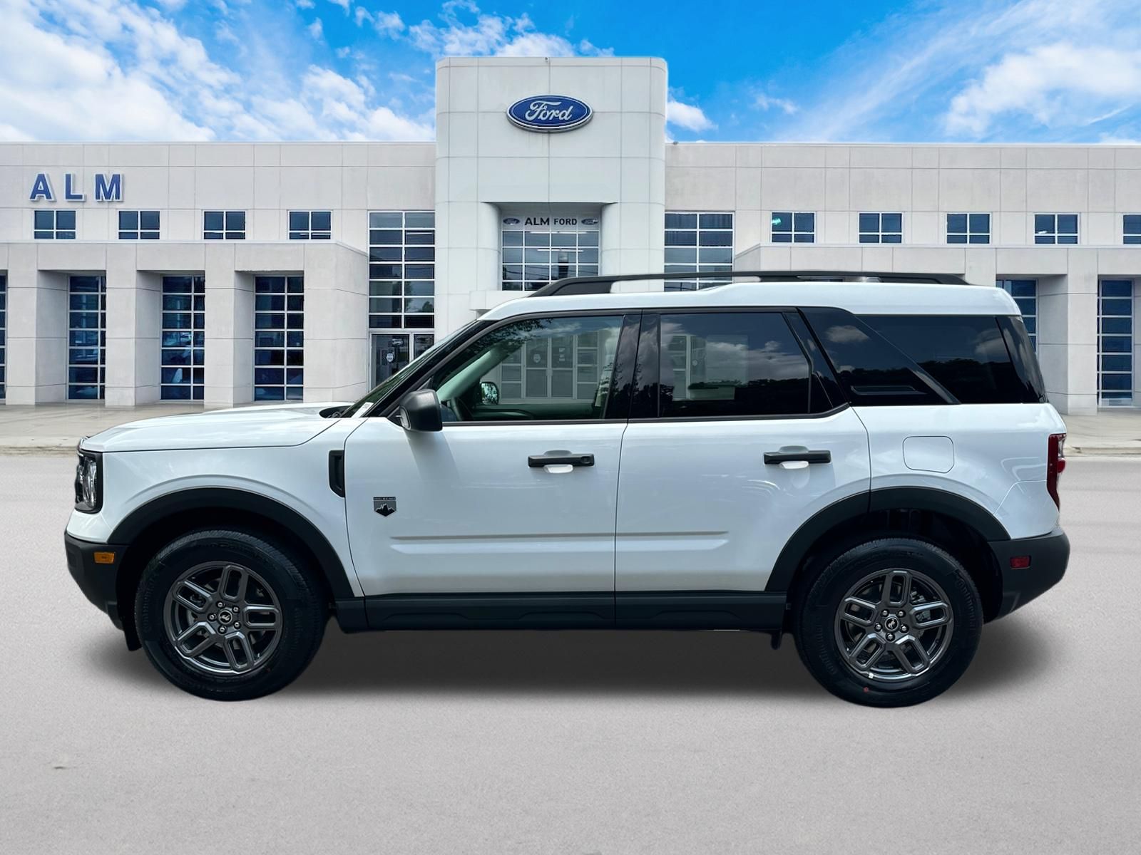 New 2026 White Ford Big Bend image 9