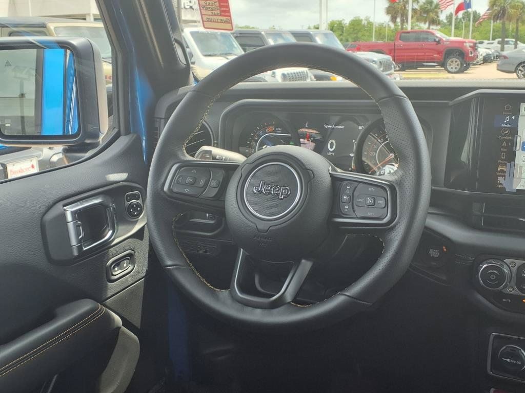 2025 Jeep Wrangler Rubicon 392 - 11