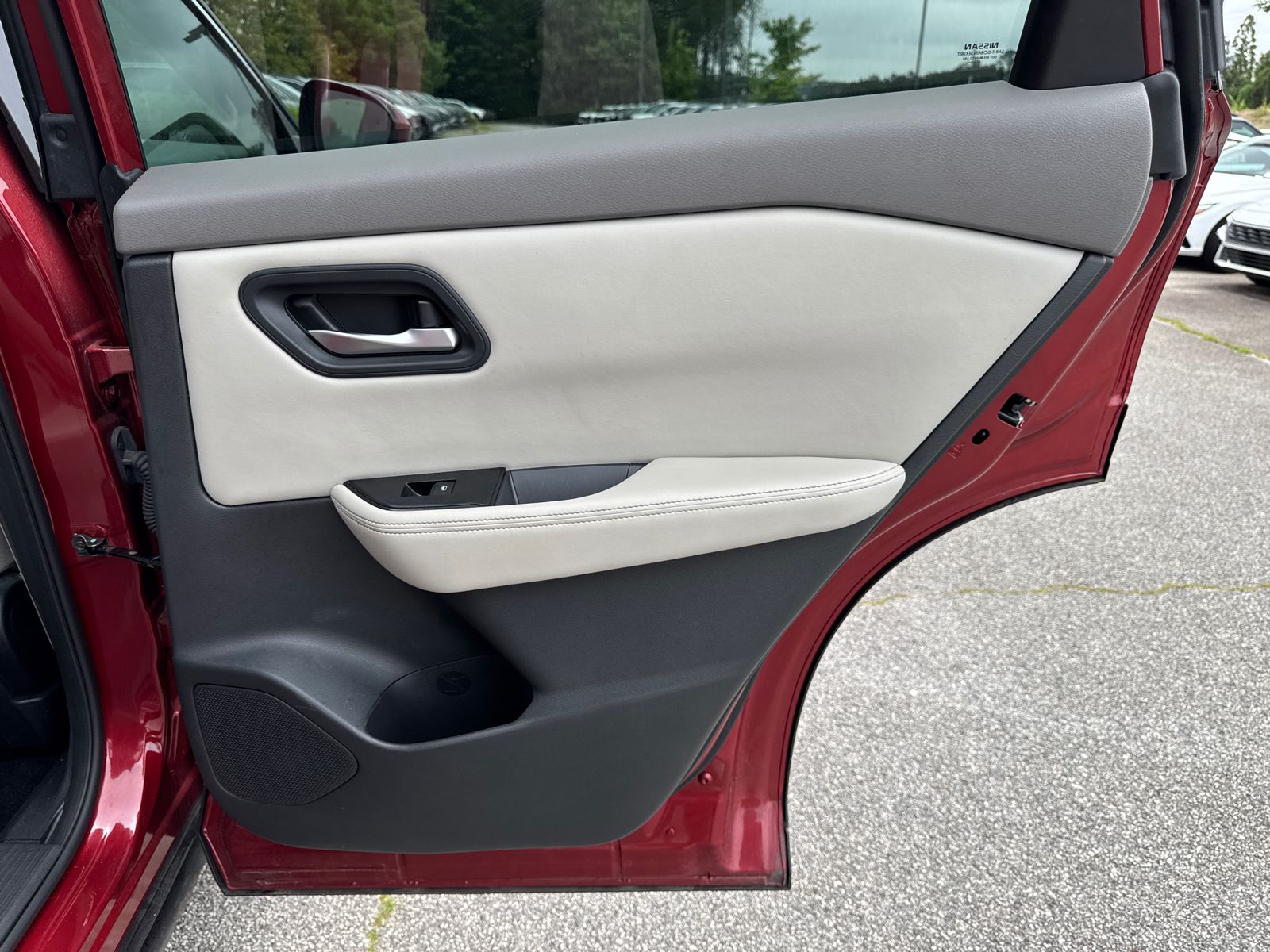 Used 2025 Red Nissan SV image 16