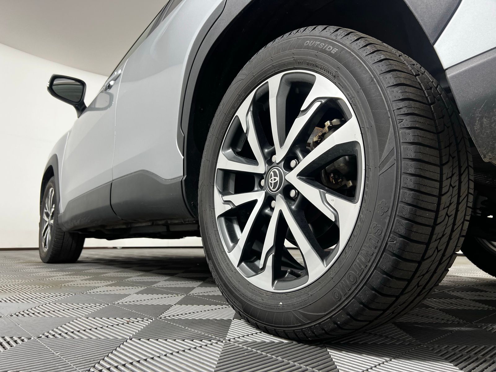 Thumbnail: 2023 Toyota Corolla Cross - 8