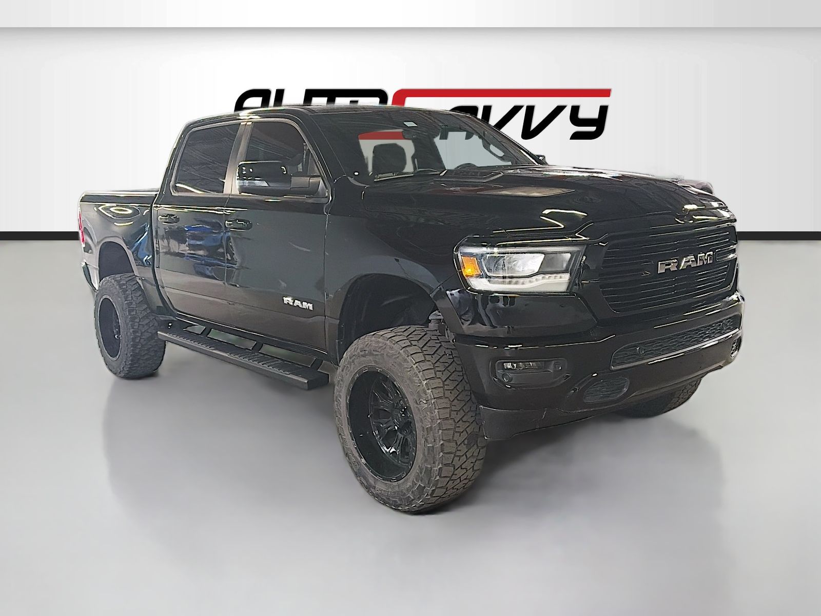 2023 RAM 1500 Big Horn/Lone Star 4x4 Crew Cab 5'7's photo