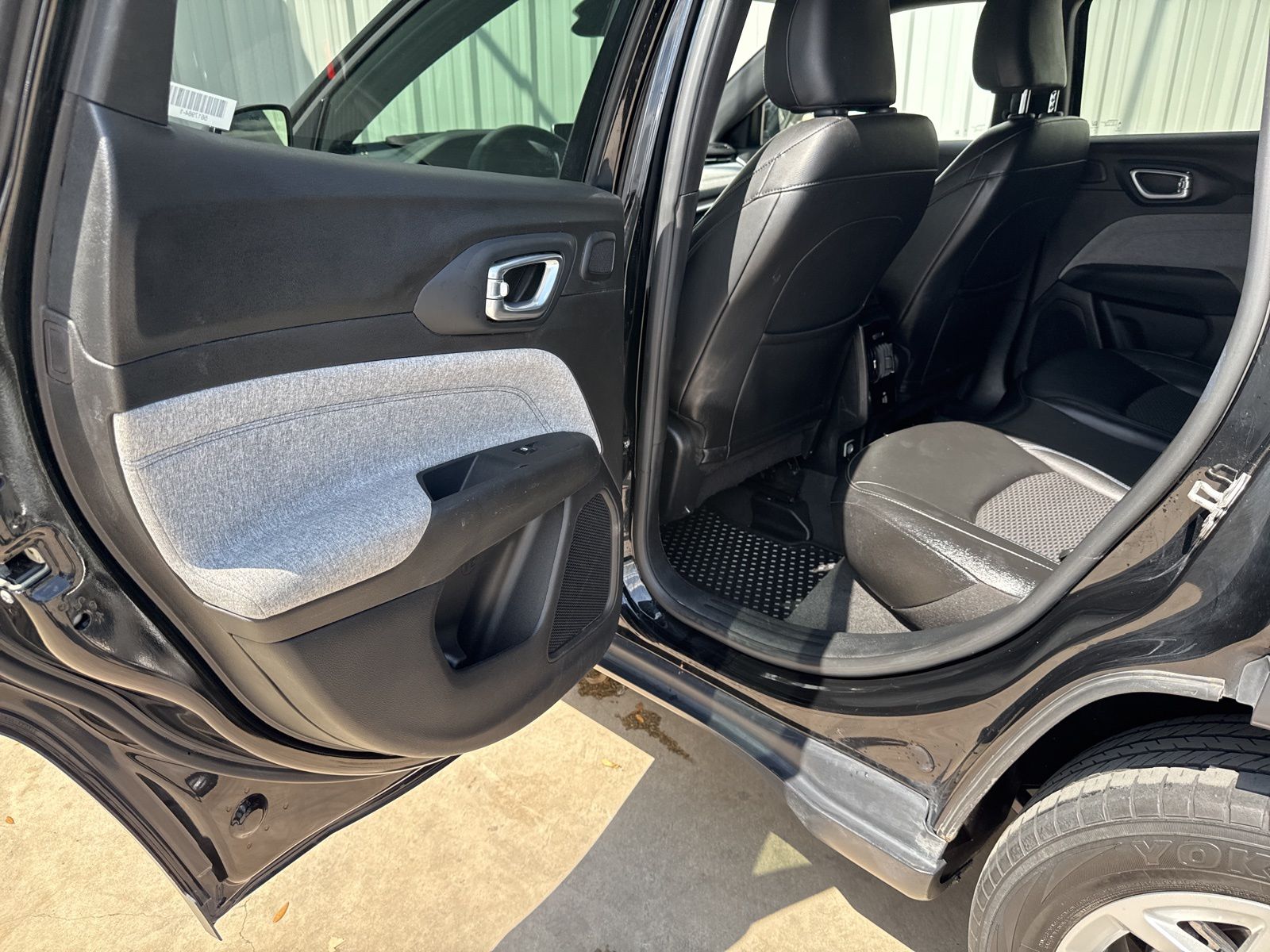 Used Car 2025 Jeep Compass  Latitude For Sale Under $25,000 In Austin, Texas