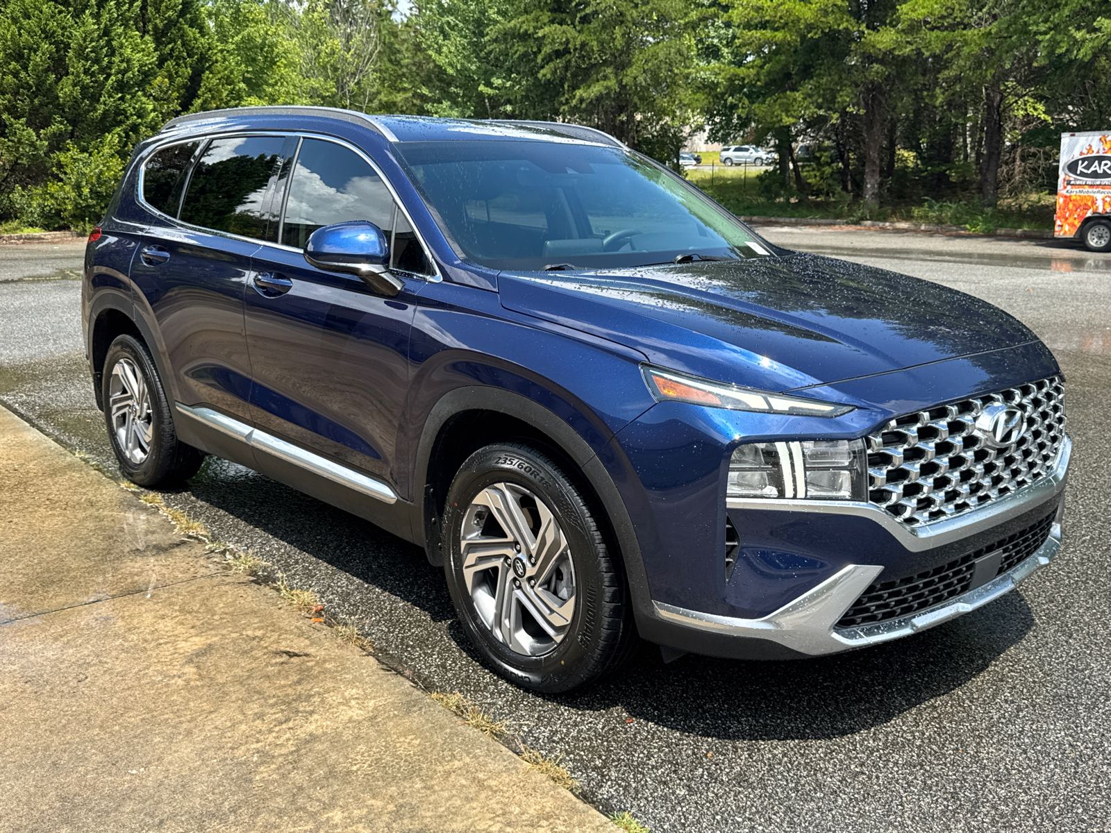 2022 Hyundai Santa Fe SEL photo 3