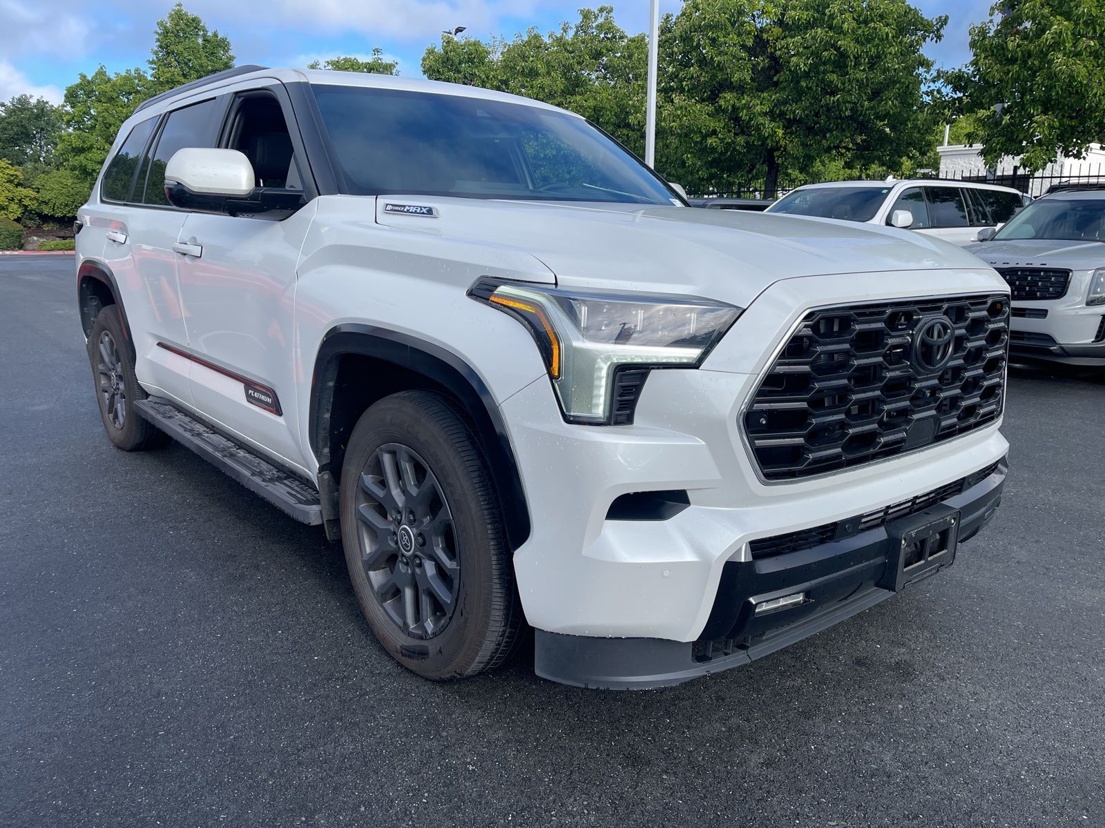 White (Wind Chill Pearl) 2024 Toyota Sequoia Platinum 4WD SUV / Crossover Four-Wheel Drive Automatic